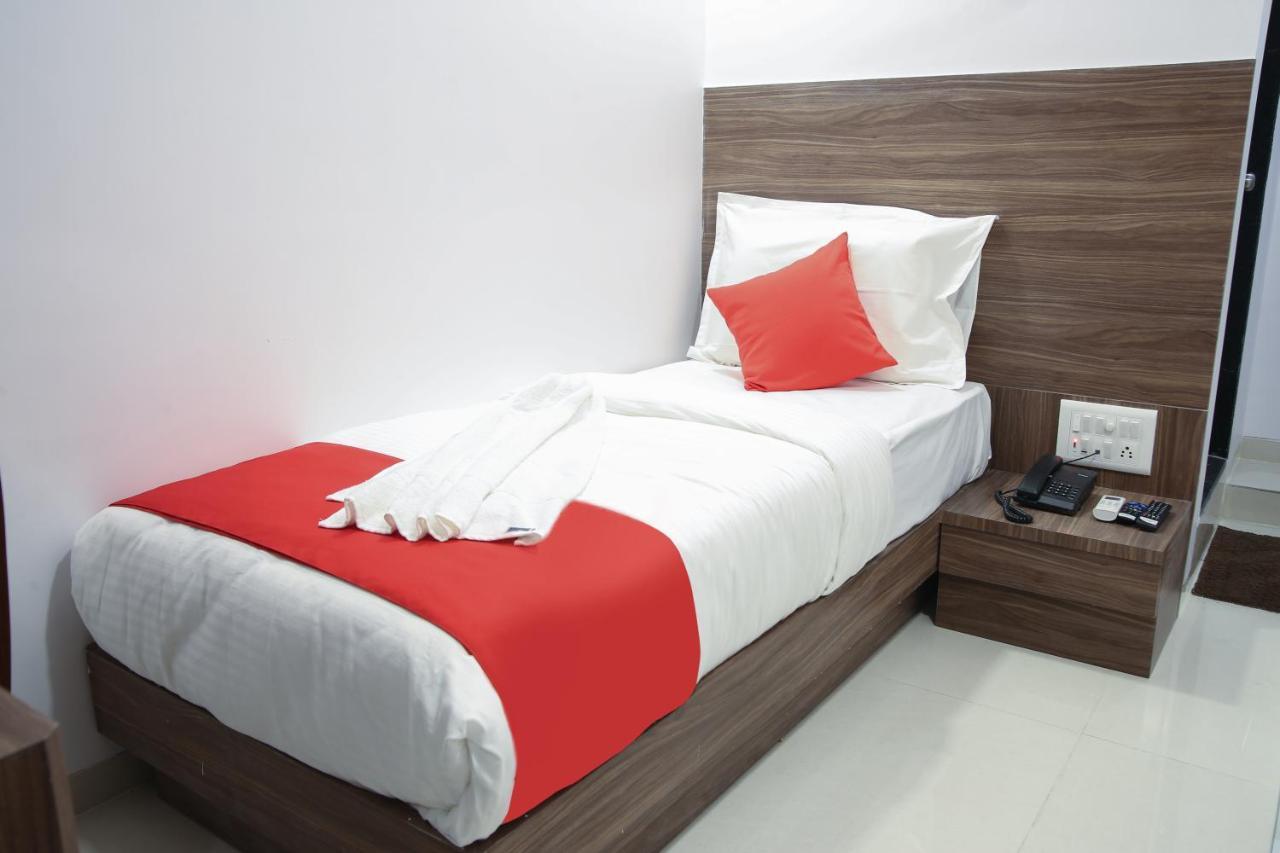 Hotel Apple Inn 나비뭄바이 외부 사진